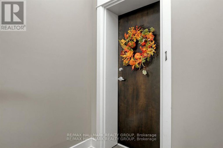 29410894/1-486-via-verona-avenue/longfields/ottawa/ontario/K2J6B3_5