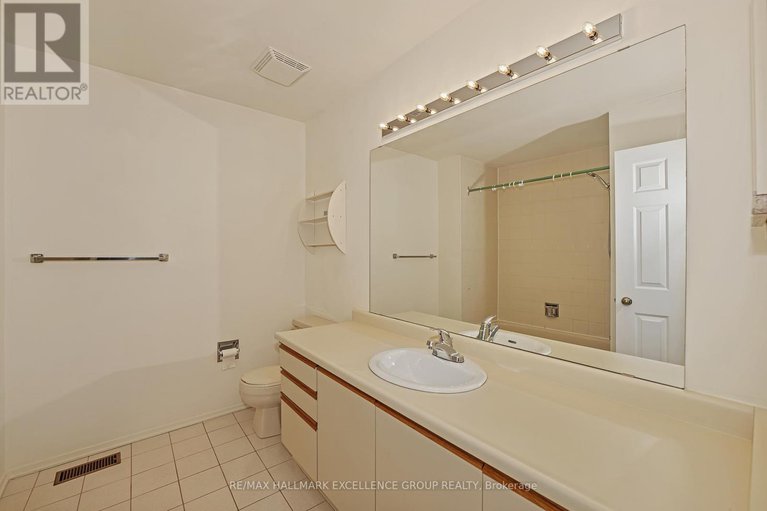 29093671/67-710-coronation-avenue/riverview-park/ottawa/ontario/K1G4G7_29