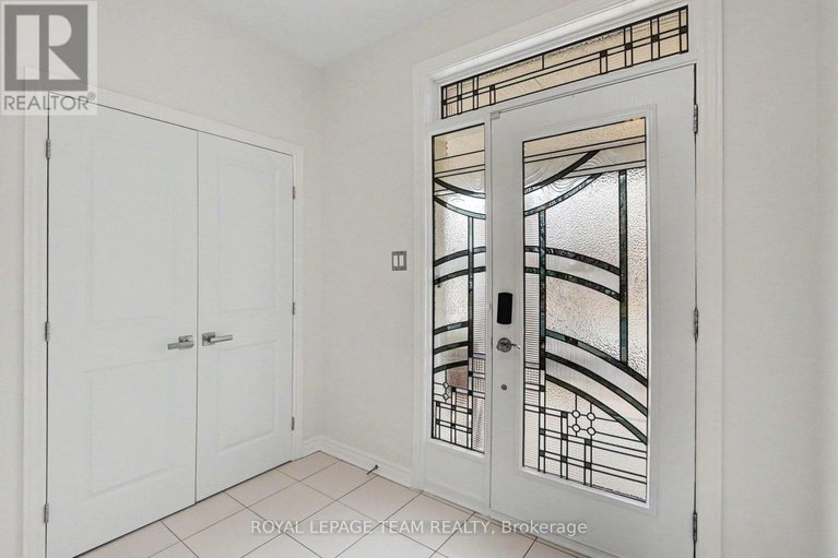 29603153/175-brambling-way/half-moon-bay/ottawa/ontario/K2J5V2_4