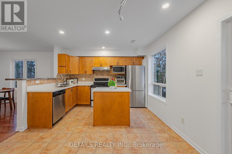 29184001/20-376-wiffen-private/westcliffe-estates/ottawa/ontario/K2H1G4_18