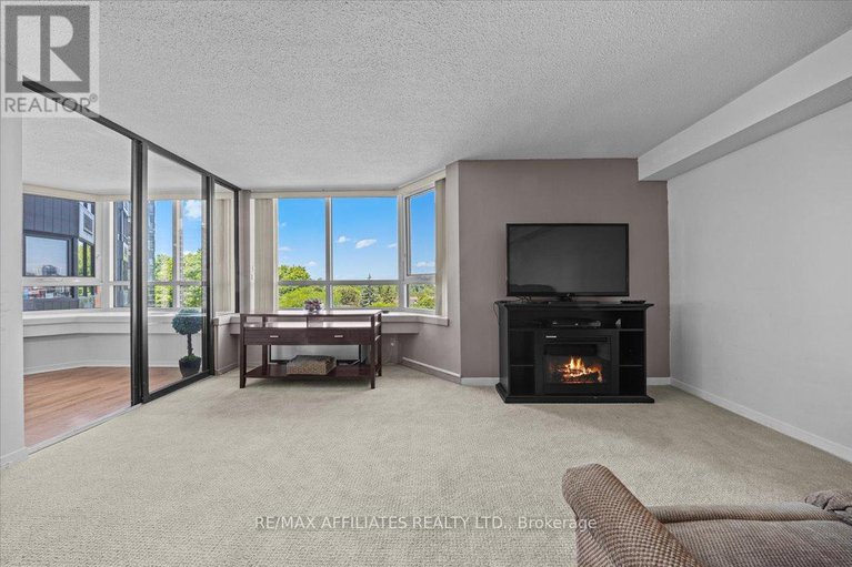28525665/613-80-sandcastle-drive/leslie-park/ottawa/ontario/K2H9E7_13
