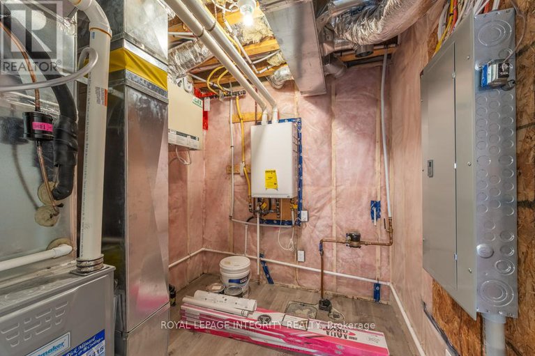 29214070/b-875-contour-street/mer-bleuebradley-estatesanderson-park/ottawa/ontario/K1W0G6_38