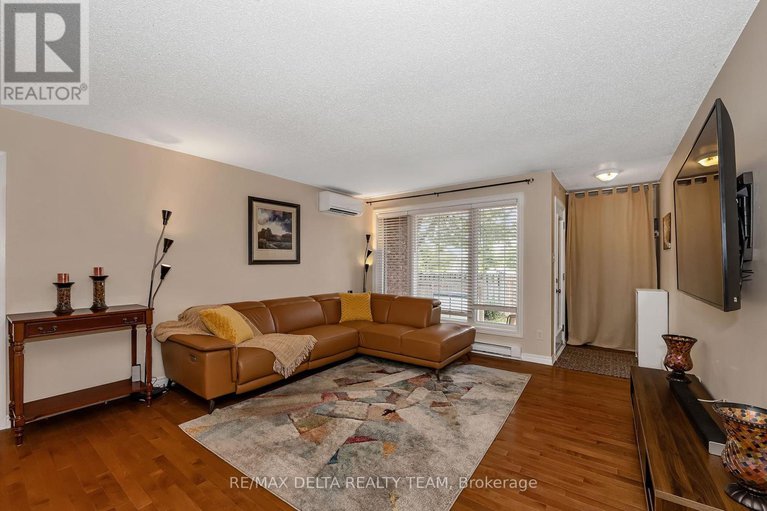 28594573/108-465-canteval-terrace/fallingbrookpineridge/ottawa/ontario/K4A2C7_3
