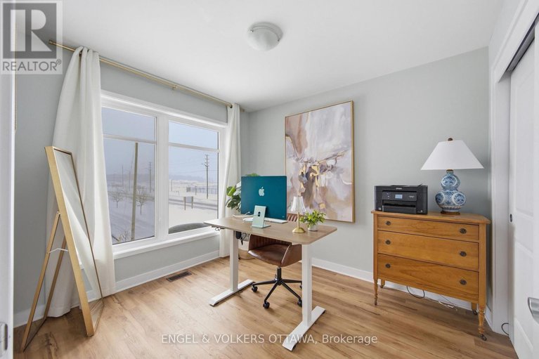 29401223/138-visor-private/emerald-meadowstrailwest/ottawa/ontario/K2V0S6_30