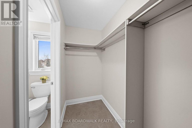 29430722/110-templeton-court/kemptville/north-grenville/ontario/K0G1J0_17