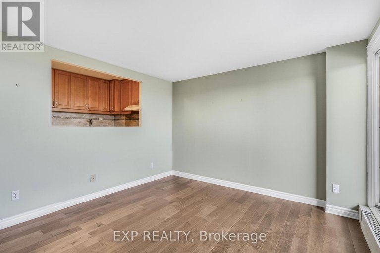 29241124/1501-1081-ambleside-drive/woodroffe/ottawa/ontario/K2B8C8_13