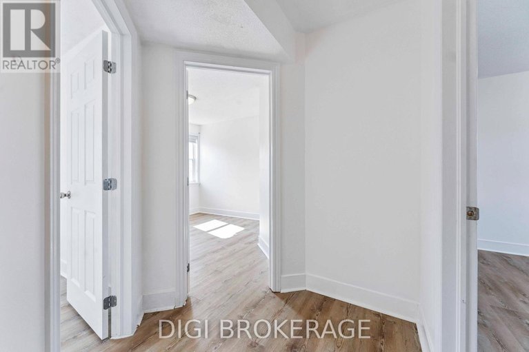 28617031/202-monterey-drive/leslie-park/ottawa/ontario/K2H7A8_13