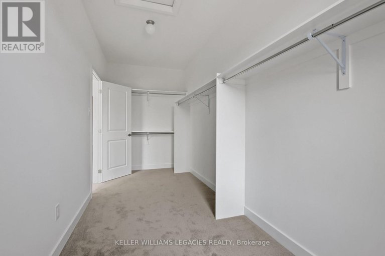 28608442/11-mendoza-way/emerald-meadowstrailwest/ottawa/ontario/K2S1B6_30