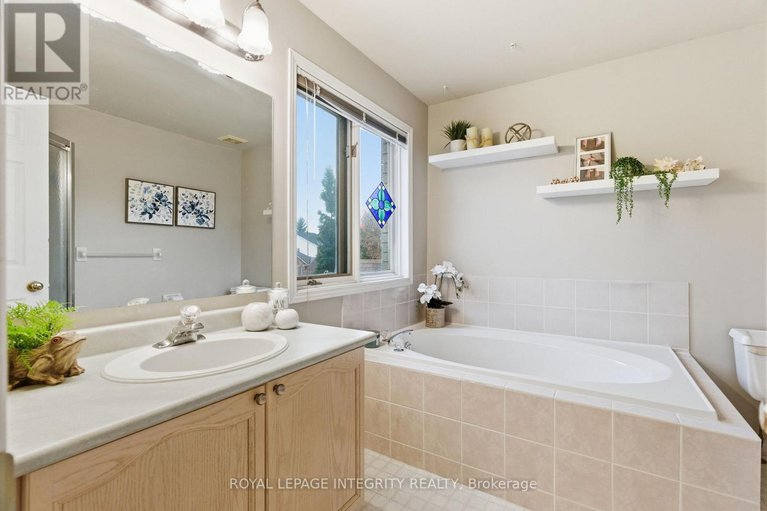 29059747/33-wiltshire-circle/longfields/ottawa/ontario/K2J4L1_36