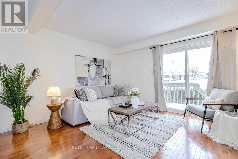 29292675/8-104-mcdermot-court/katimavik/ottawa/ontario/K2L3V2_8