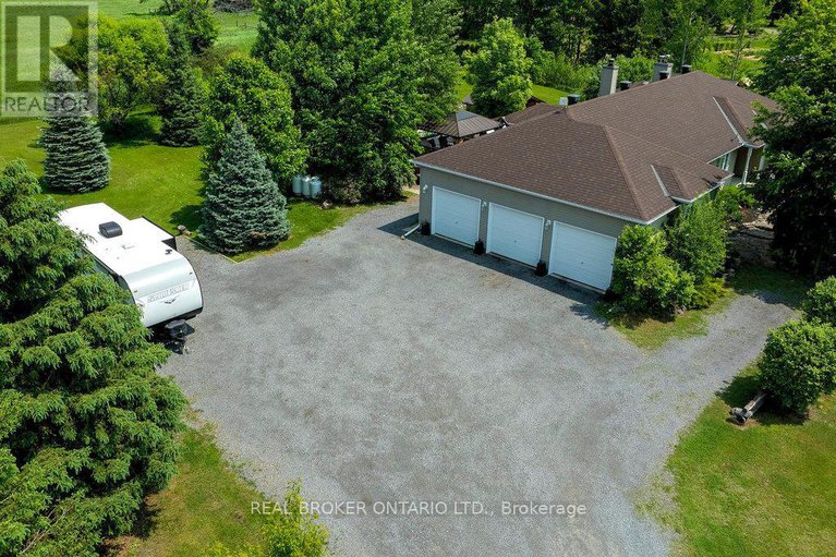 28409519/3374-greenland-road/dunrobin-shores/ottawa/ontario/K0A1T0_37