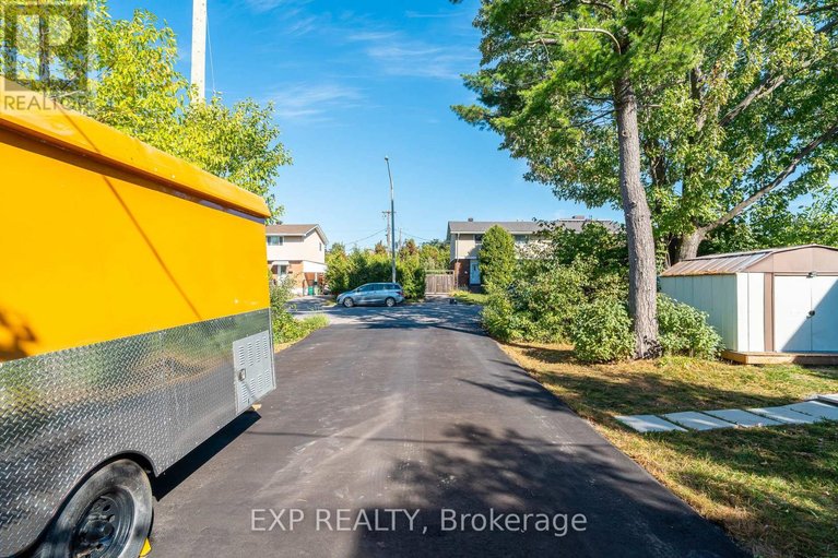 29635426/336-poulin-avenue/britannia/ottawa/ontario/K2B5T8_43