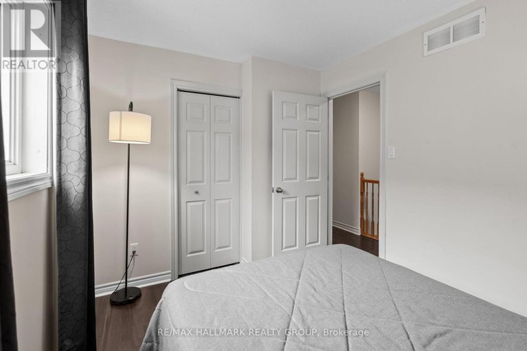 28457131/1340-guthrie-street/leslie-park/ottawa/ontario/K2H1G8_31