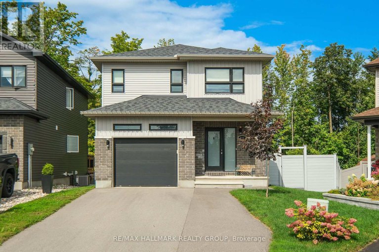 28577155/648-robert-street/town-of-rockland/clarence-rockland/ontario/K4K1E8_1