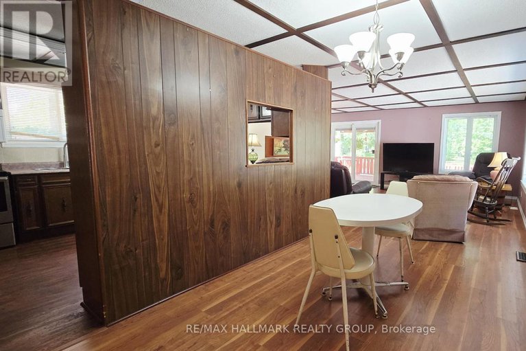 29082660/266-baldwin-street/constance-bay/ottawa/ontario/K0A3M0_12