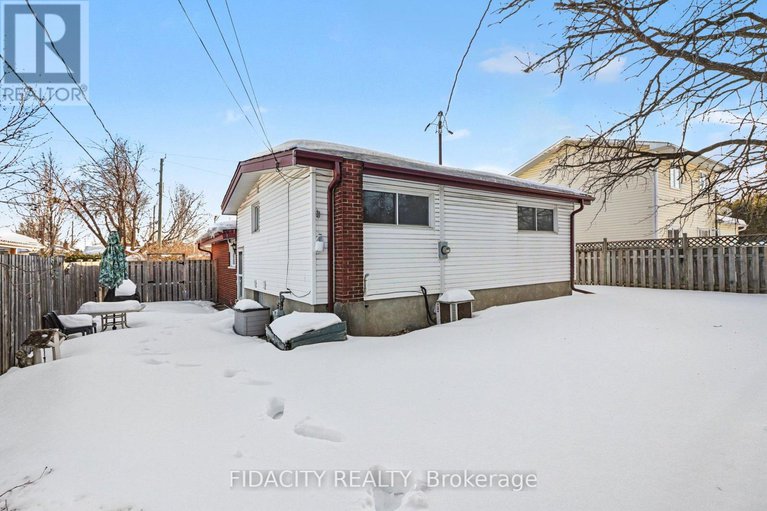 29383731/1933-connecticut-avenue/urbandale-acres/ottawa/ontario/K1H6Y3_22