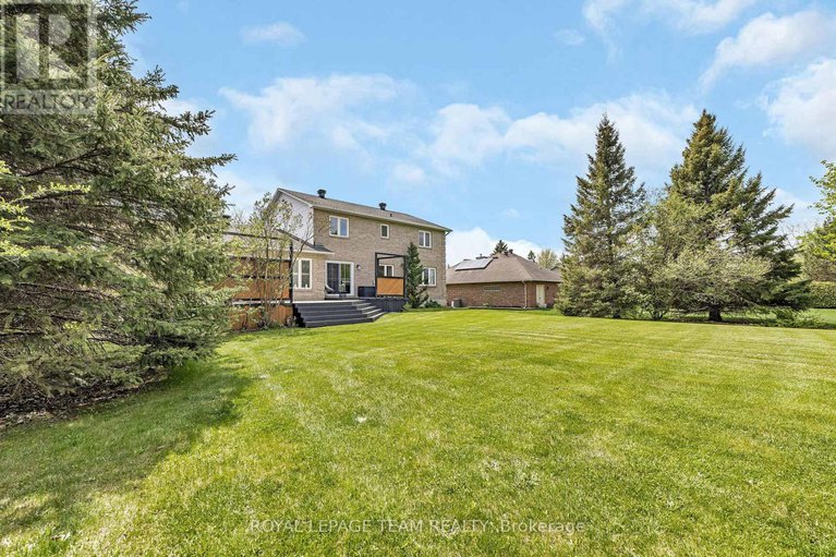 28330707/6891-twin-lakes-avenue/greely/ottawa/ontario/K4P1P1_44