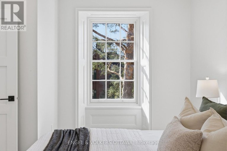 29649228/71-thomas-street/new-edinburgh/ottawa/ontario/K1M1M7_25