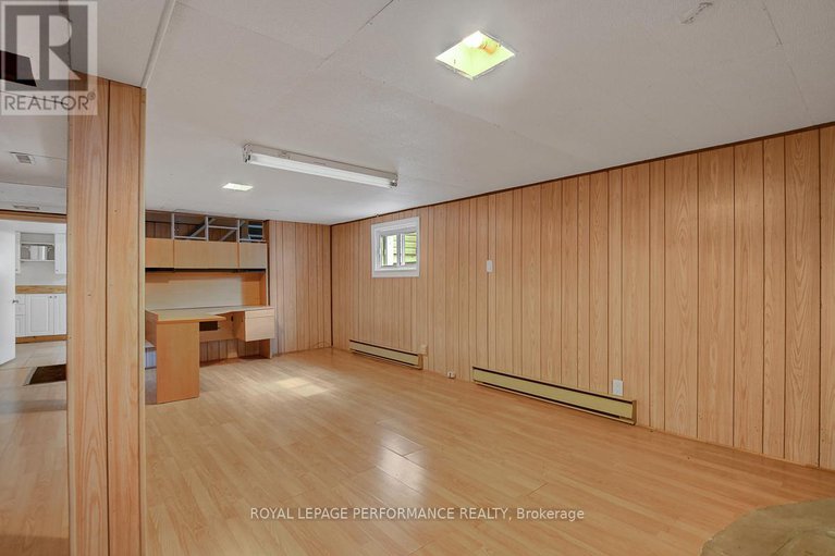 28439854/583-donald-street/overbrookcastle-heights/ottawa/ontario/K1K1L5_32
