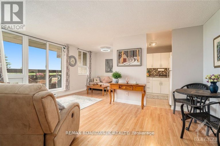 29427198/717-2000-jasmine-crescent/beacon-hill-south/ottawa/ontario/K1J8K4_4