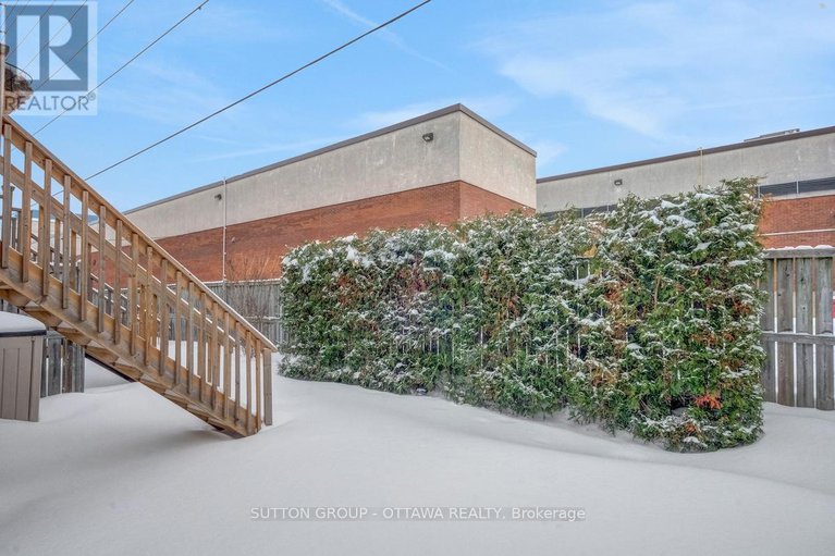 29229488/17-glenhaven-private/brookfield-gardens/ottawa/ontario/K1V2B2_30