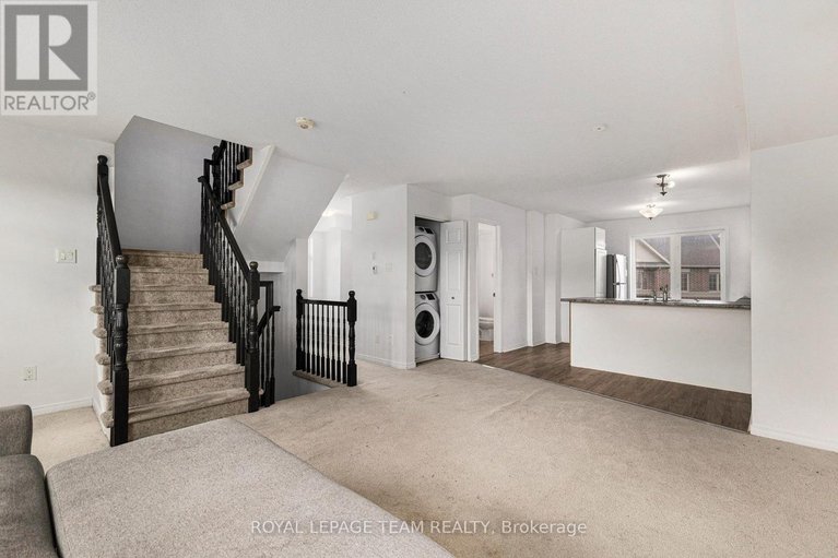 28819006/175-camden-private/cedargrovefraserdale/ottawa/ontario/K2J6J1_8