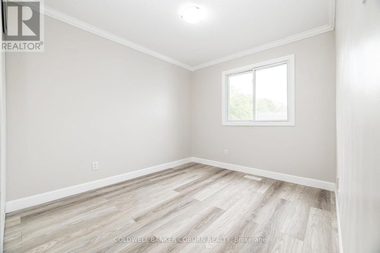 28928186/82-3659-aladdin-lane/blossom-parkkemp-parkfindlay-creek/ottawa/ontario/K1T1V5_33
