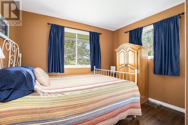 28638253/15-fair-street/maxville/north-glengarry/ontario/K0C1T0_23