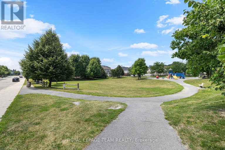 28616920/207-portrush-avenue/longfields/ottawa/ontario/K2J5J6_42
