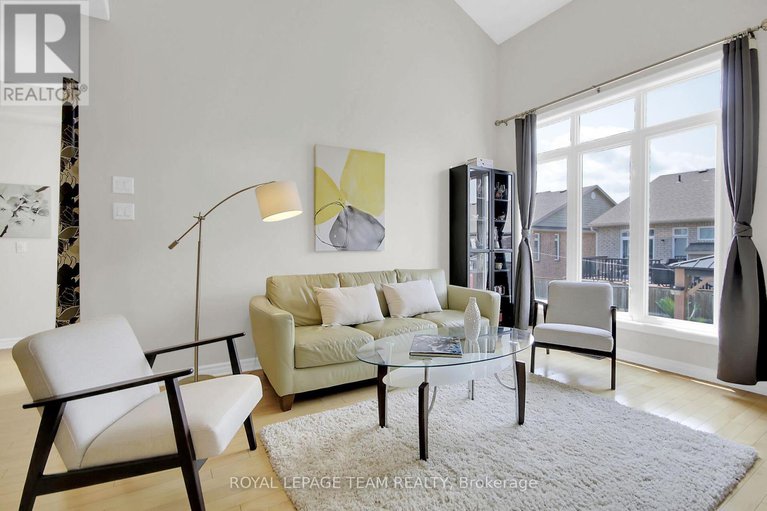 28564570/239-waymark-crescent/bridlewood/ottawa/ontario/K2M0A6_3