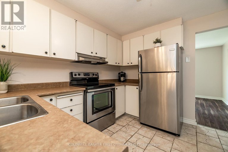 28741846/48-downsview-crescent/tanglewood/ottawa/ontario/K2G0A5_14