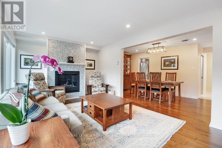 29039547/695-richmond-road/woodroffe/ottawa/ontario/K2A0G6_25