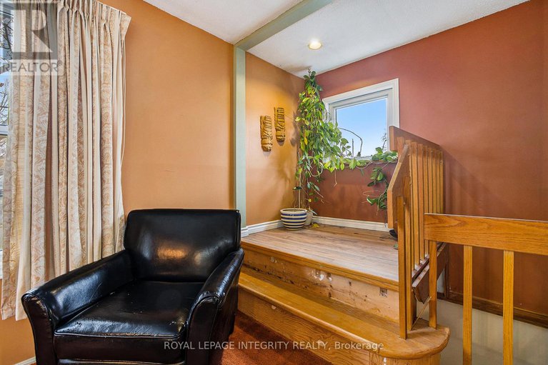 29122142/9-shouldice-crescent/glencairnhazeldean/ottawa/ontario/K2L1M8_3