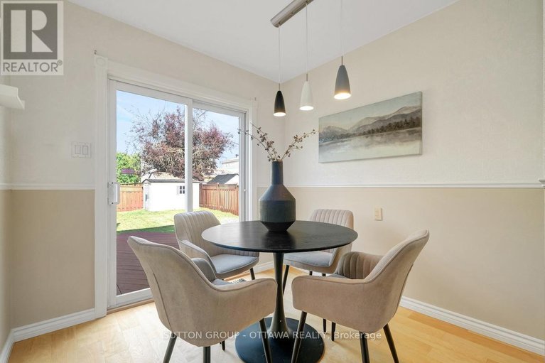 28786729/1677-bottriell-way-n/fallingbrookpineridge/ottawa/ontario/K4A1W1_22