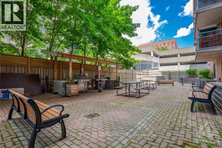28807968/306-429-somerset-street-w/ottawa-centre/ottawa/ontario/K2P2P5_31