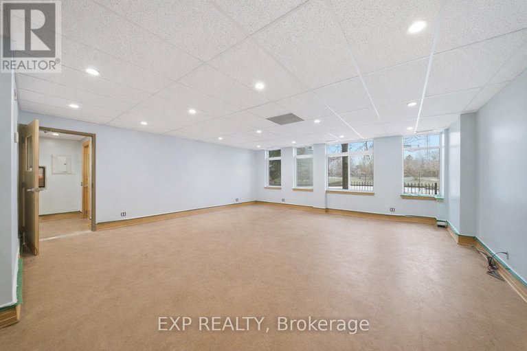 29466229/205-bolton-street/lower-townbyward-market/ottawa/ontario/K1N1K7_24