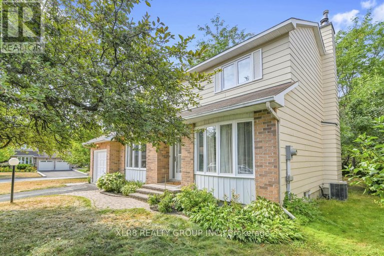 28770796/12-john-sidney-crescent/stittsville-south/ottawa/ontario/K2S1J7_3