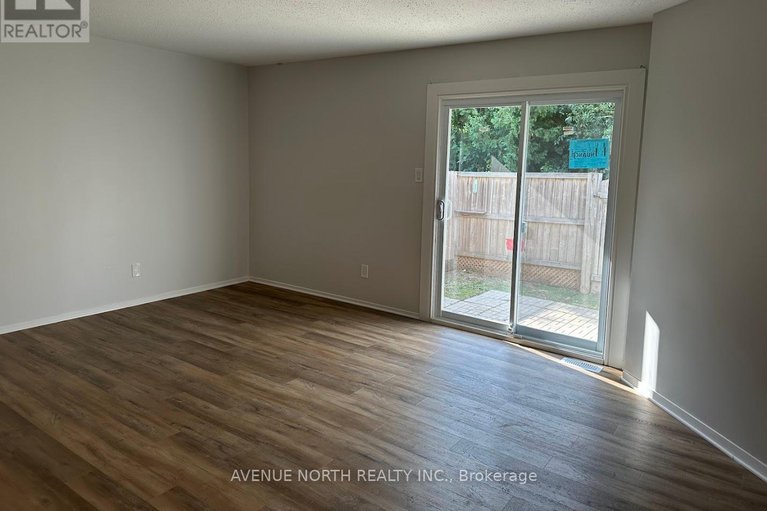 28652474/3-1408-foxwell-street/pineview/ottawa/ontario/K1B5J4_4