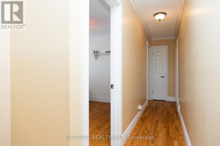 29630815/100-macleod-crescent/alexandria/north-glengarry/ontario/K0C1A0_28