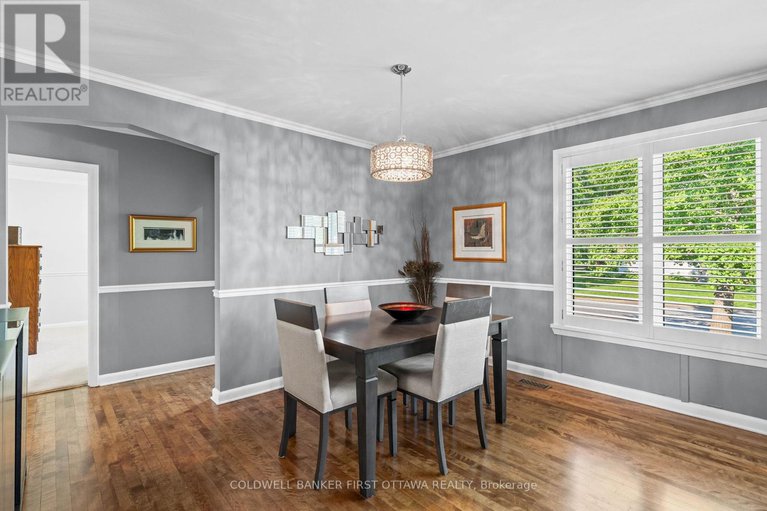 28466131/2024-corry-street/elmvale-acres/ottawa/ontario/K1G2M5_10