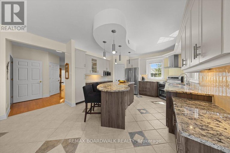 29641184/1210-barnett-drive/cumberland-village/ottawa/ontario/K4C1C7_5