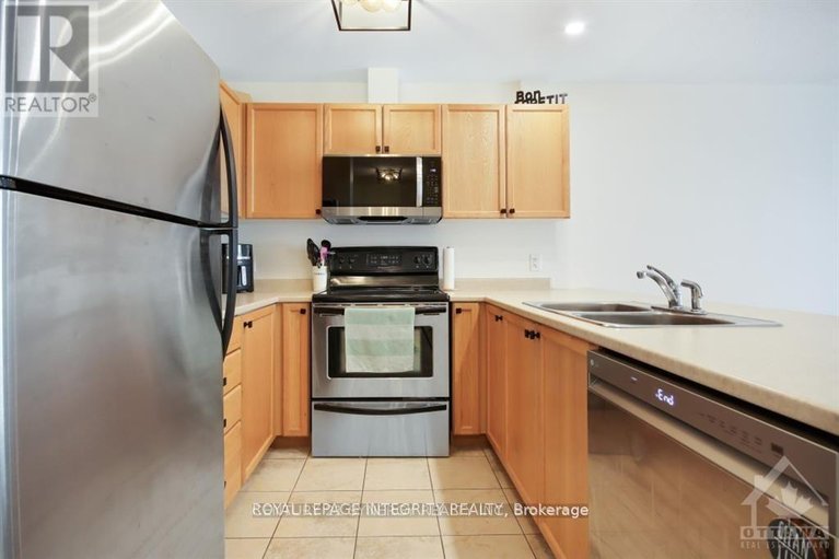 29613581/303-151-potts-private/notting-hillsummerside/ottawa/ontario/K4A0V7_15