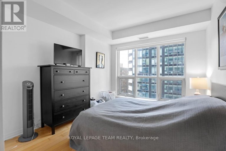 29517496/1303-242-rideau-street/sandy-hill/ottawa/ontario/K1N0B7_29