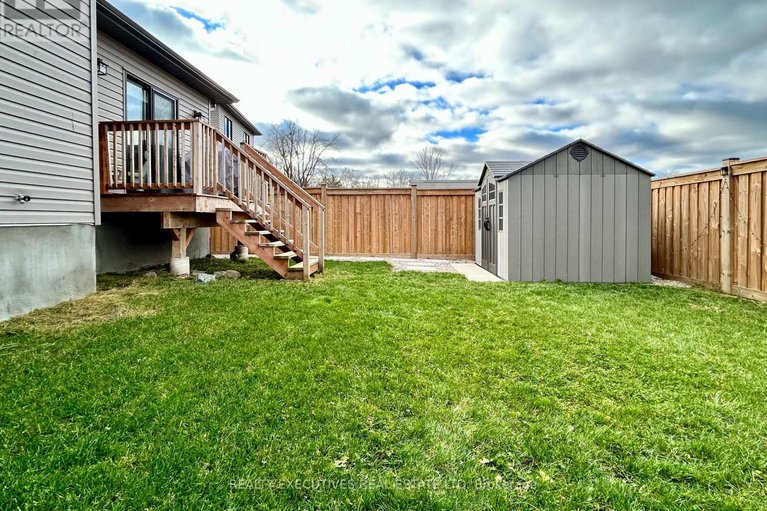 29205420/460-arora-crescent-s/winchester/north-dundas/ontario/K0C2K0_7