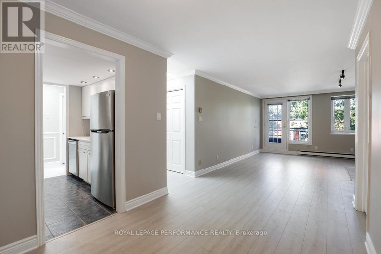 28821166/304-100-bruyere-street/lower-townbyward-market/ottawa/ontario/K1N5C6_14
