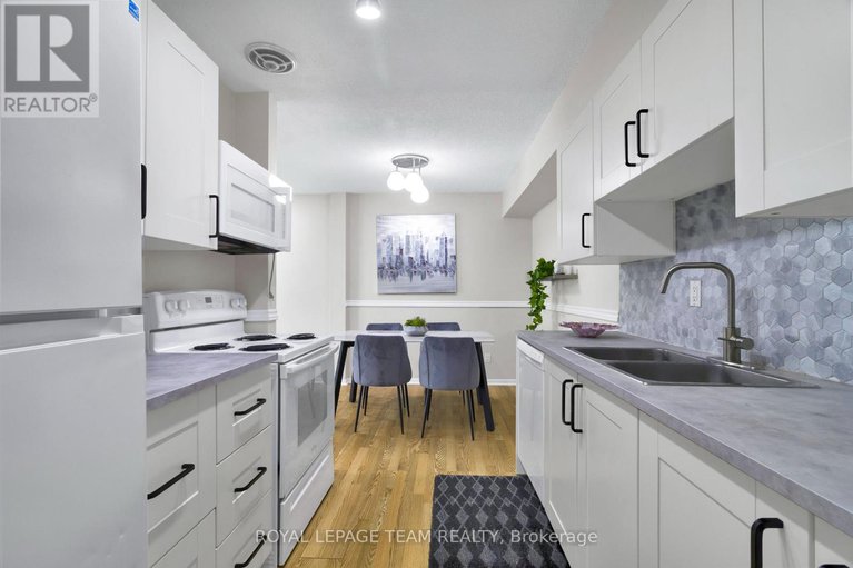 28449355/l-5-banner-road/sheahan-estatestrend-village/ottawa/ontario/K2H8T3_13