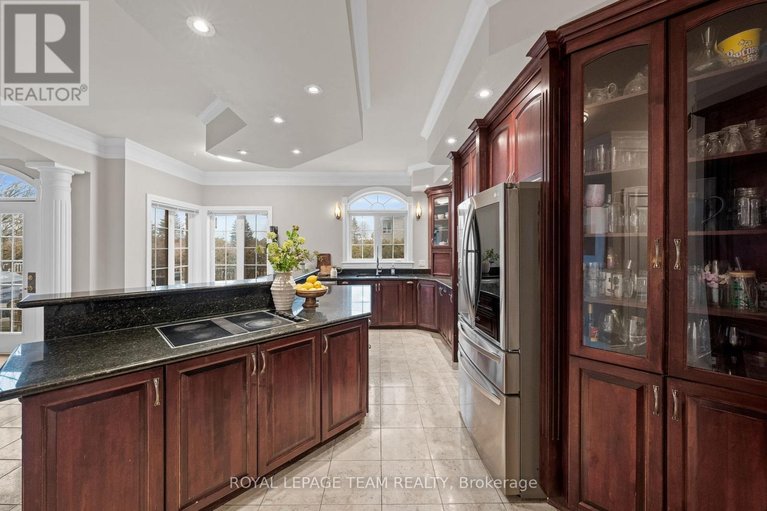 29572534/5440-wadell-court/manotick-village-manotick-estates/ottawa/ontario/K4M1L3_16