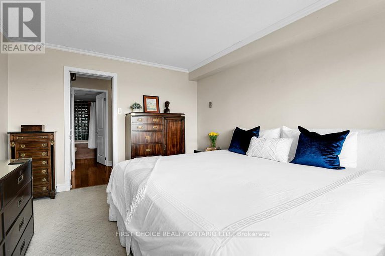 28551603/1208-40-landry-street/vanier/ottawa/ontario/K1L8K4_21