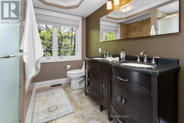 28424968/524-broadview-avenue/mckellarhighland/ottawa/ontario/K2A2L4_13