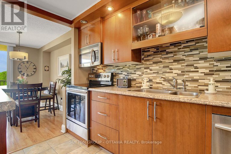 28742100/405-665-bathgate-drive/carson-meadows/ottawa/ontario/K1K3Y4_24